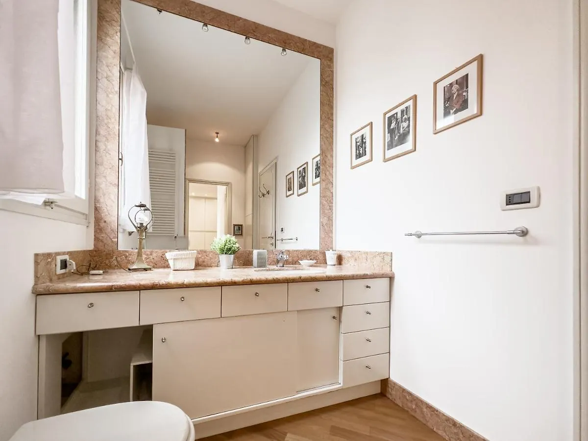 Realkasa Silent Luxury Suite Bologna Italien